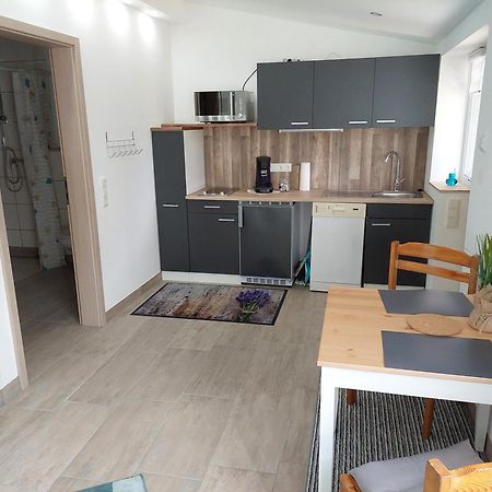 Ferienwohnungen! Kleine Bungalows Mit Terrasse! Stockhausen-Illfurth Szoba fotó