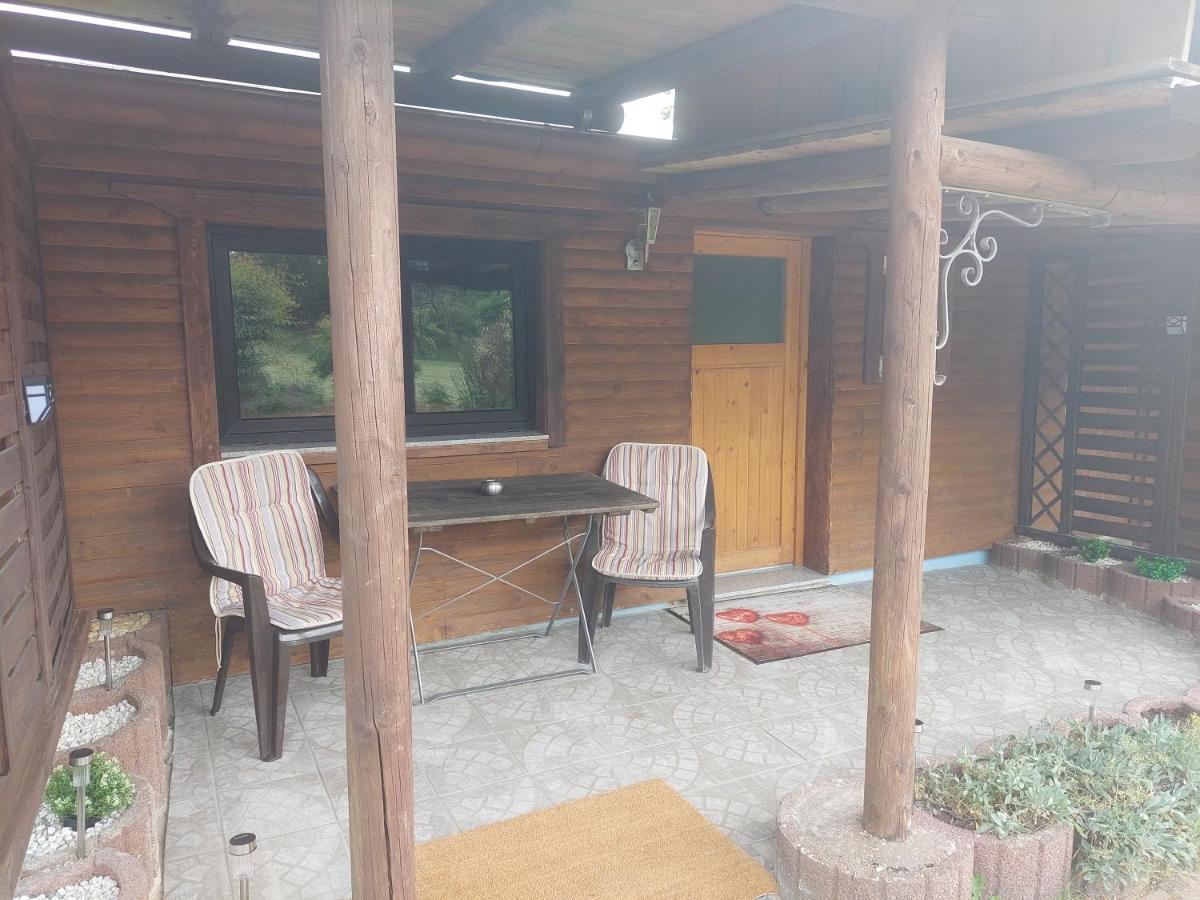 Ferienwohnungen! Kleine Bungalows Mit Terrasse! Stockhausen-Illfurth Kültér fotó
