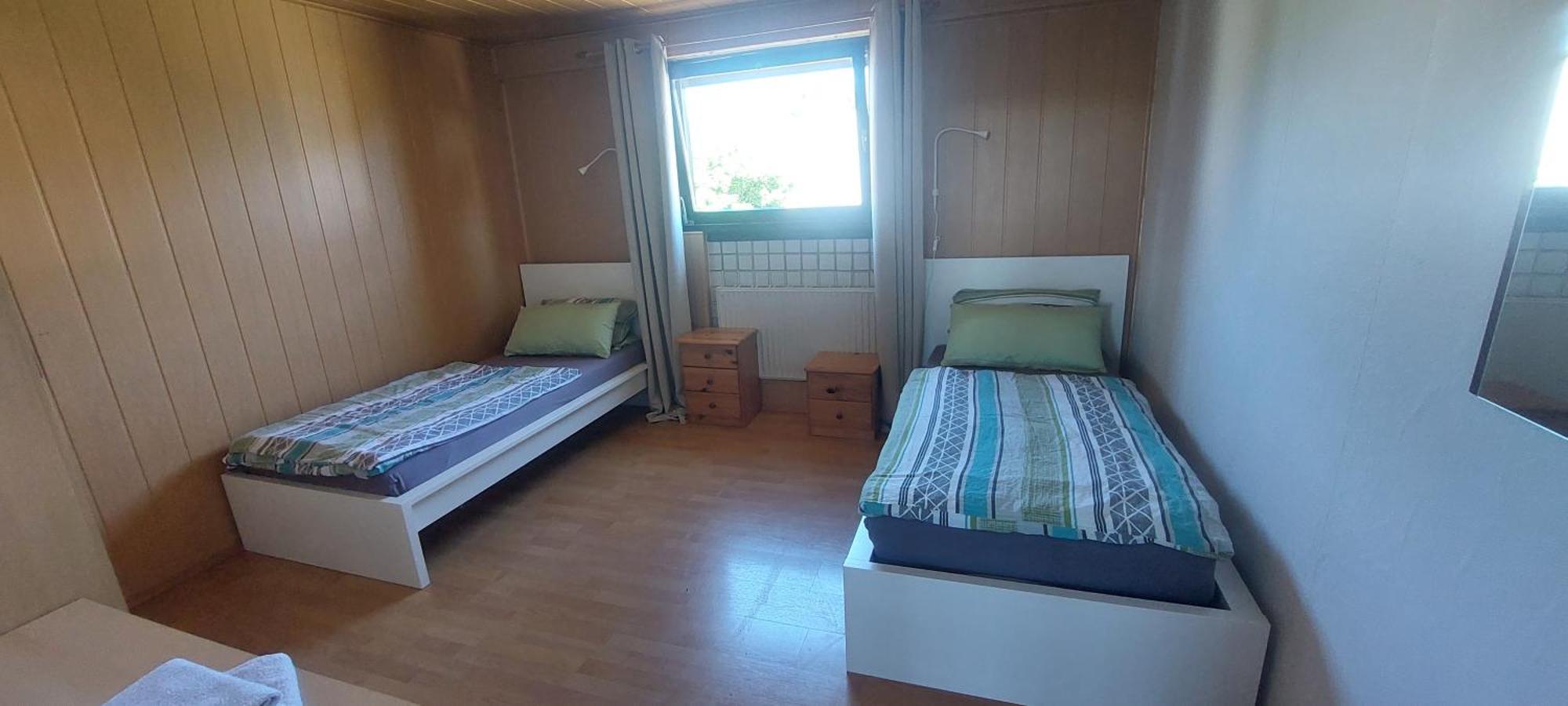 Ferienwohnungen! Kleine Bungalows Mit Terrasse! Stockhausen-Illfurth Szoba fotó